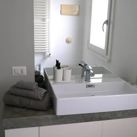 Db Exclusive Apartment